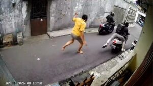 Dua Perampok Motor Sadis Dibekuk di Jakbar, Beraksi 4 TKP dalam Sehari, Tembak Warga