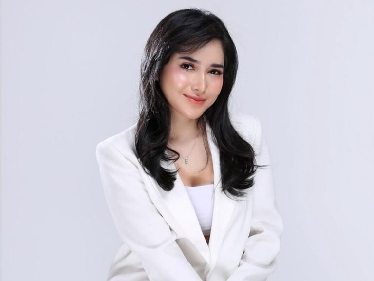 Selebgram Dilan Janiyar Salurkan Bantuan Rp 100 Juta untuk Korban Banjir Aceh Selebgram Dilan Janiyar Salurkan Bantuan Rp 100 Juta untuk Korban Banjir Aceh