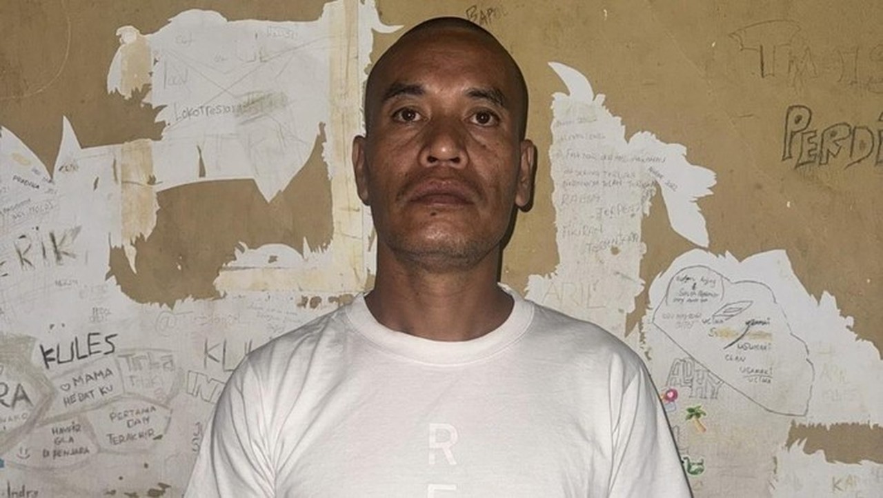 Pria di Kendari Aniaya dan Kencingi Pacar Akibat Cemburu Buta Pria di Kendari Aniaya dan Kencingi Pacar Akibat Cemburu Buta