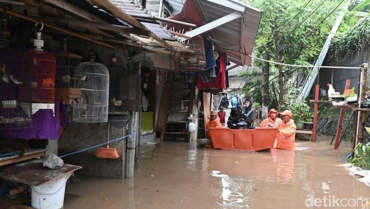 Banjir Cilandak Timur Surut ke 65 Cm, BPBD DKI Siapkan Dua Skema Penanganan