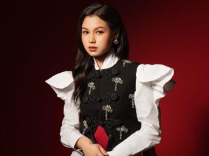 Saskia Chadwick Kantongi Label Ratu Horor Baru Lewat Film Kolaborasi Indonesia-Korea ‘Tolong Saya! (Dowajuseyo)’