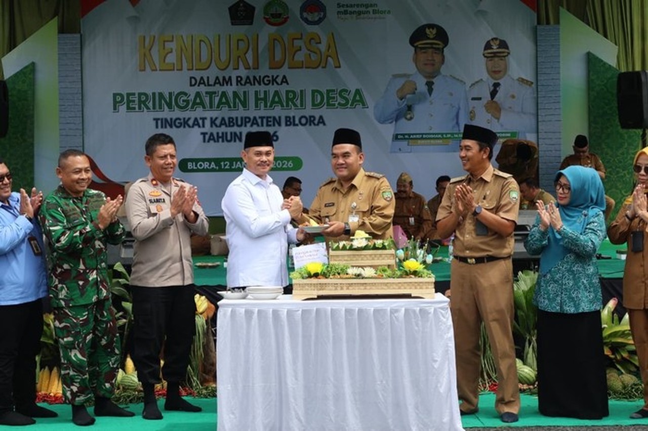 Dirjen PEID Hadiri Kendurian Hari Desa di Blora, Tekankan Pembangunan dari Desa