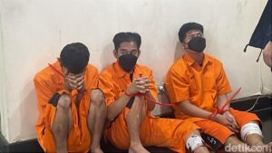 Dua Perampok Motor Bersenpi di Jakbar Ditembak Kakinya karena Melawan Petugas