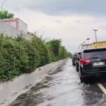 Genangan Masih Rendam Tol Sedyatmo Arah Bandara Soetta, Lalin Padat Merayap