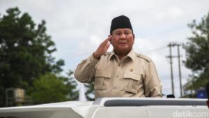 Prabowo Kritik ‘Orang Pintar tapi Serakah’ yang Atur Impor Energi, Tunjuk Dirut Pertamina Baru