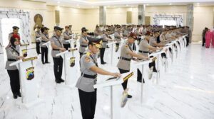 Mutasi 13 Kapolres di Jawa Tengah, Kapolda Jateng Pimpin Langsung Sertijab 32 Perwira