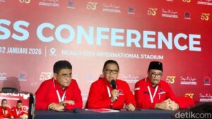 Megawati dan Rano Karno Bahas Penanganan Banjir Jakarta di Tengah Hujan Deras dan Rob