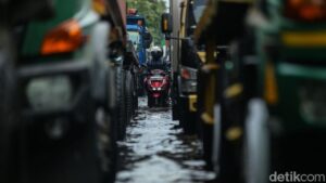 Empat RT di Jakarta Masih Tergenang Banjir, Ketinggian Air Mencapai 30 Cm