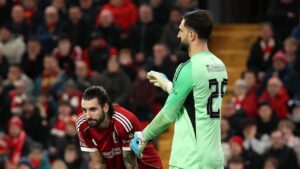 Arne Slot Buka Suara soal Aksi Blunder Dominik Szoboszlai di Laga Piala FA