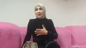 Venna Melinda Fokus Rawat Adik Berkebutuhan Khusus, Kenang Ayah yang Penuh Kasih