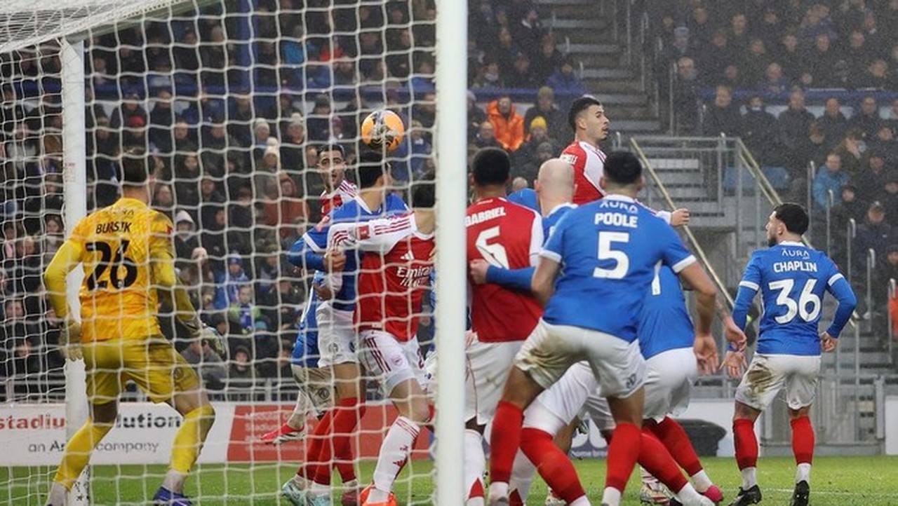 Manajer Chelsea Bela Arsenal dari Julukan ‘Set Pieces FC’, Sebut Cara Menang Sah