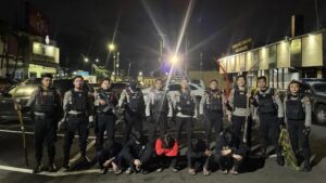 Lima Remaja Depok Ditangkap Jelang Tawuran, Polisi Sita Celurit dan Stik Golf
