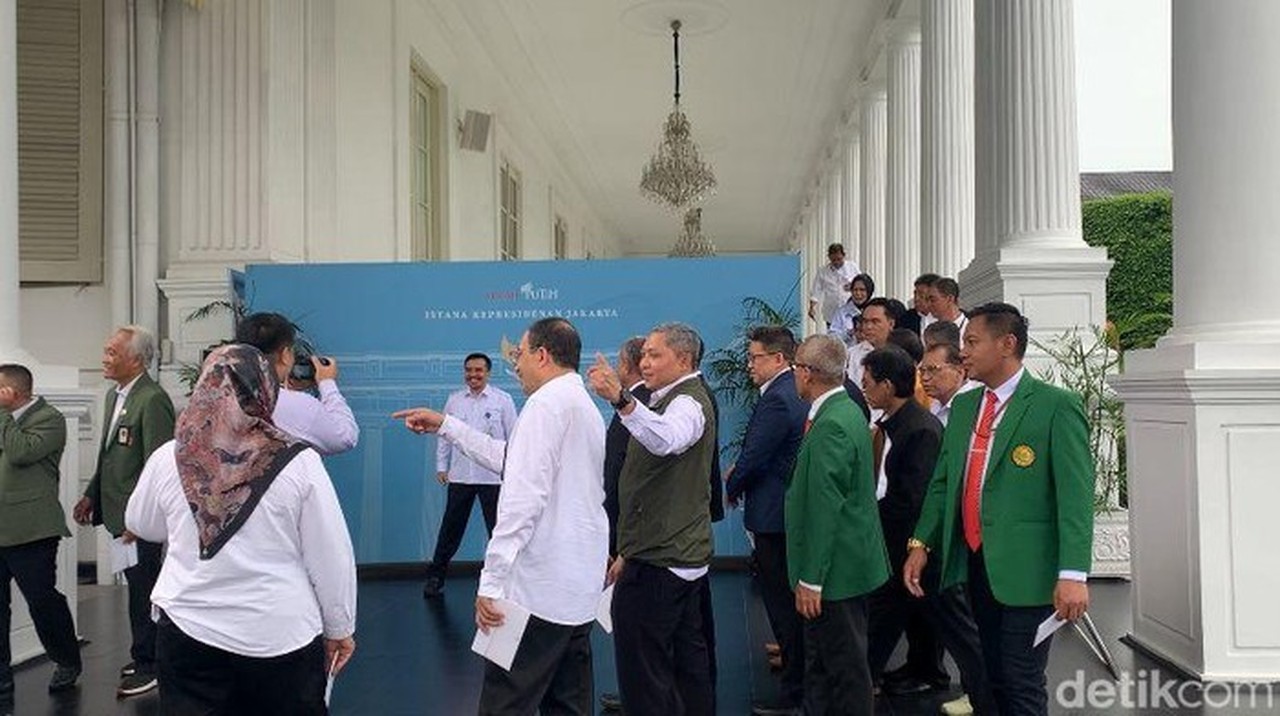 Prabowo Subianto Panggil 1.200 Rektor dan Guru Besar untuk Taklimat Khusus Bidang Sosial Humaniora