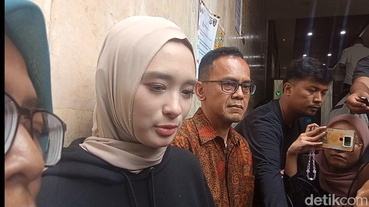 Video CCTV Rumah Inara Rusli Jadi Bukti Dugaan Perzinaan, Kuasa Hukum Bantah Klaim 2 Jam