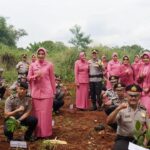 Upacara Kenaikan Pangkat Polres Bogor: Tanam Pohon Sebagai Wujud Empati Bencana Aceh dan Sumatera