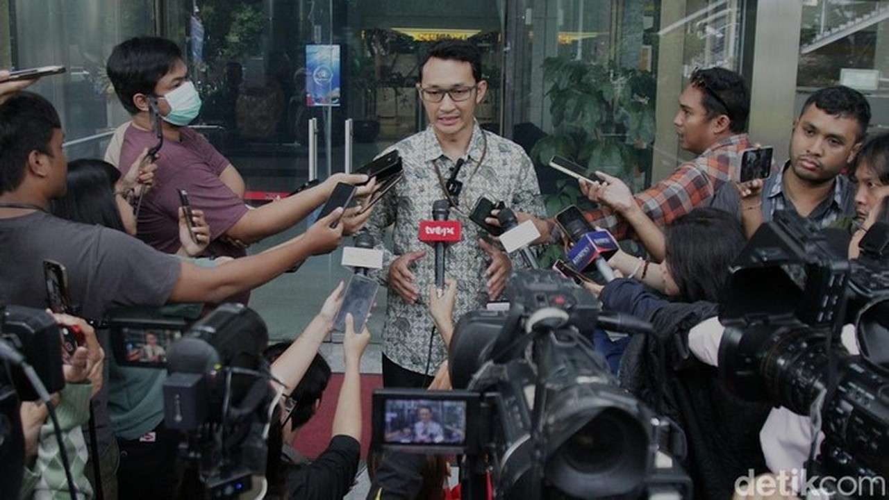 KPK Ungkap Eks Sekjen Kemnaker Diduga Terima Rp 12 M, Aliran Dana Mengalir Hingga Setelah Pensiun