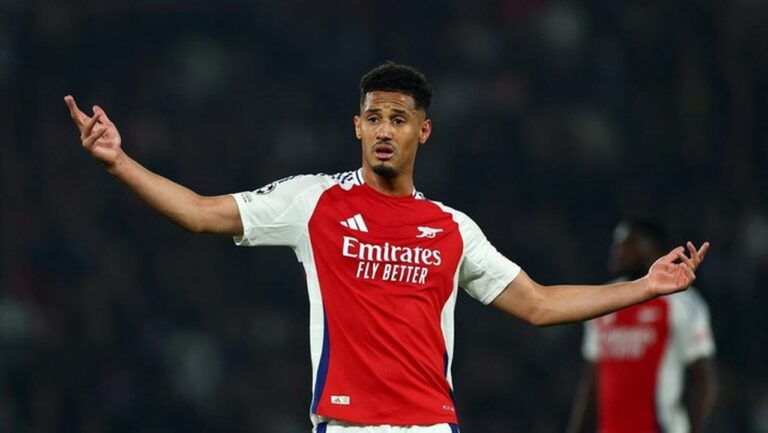 William Saliba Tegaskan Arsenal Harus Akhiri Musim dengan Gelar Juara