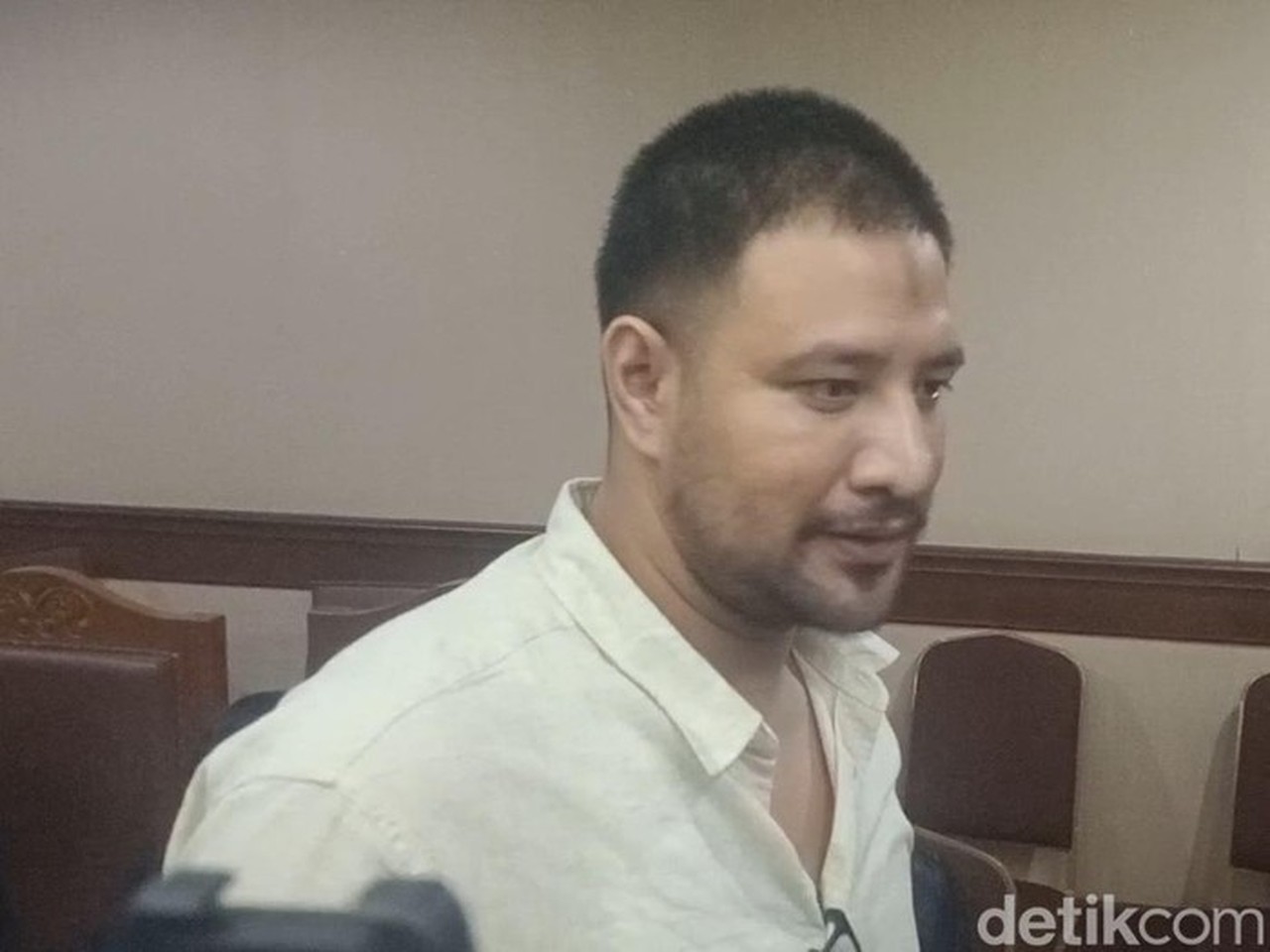 Kekasih Ammar Zoni, Dokter Kamelia, Ungkap Kondisi Kecanduan Narkoba yang Masih Dialami Sang Aktor