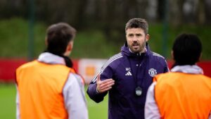 Michael Carrick Tak Terpengaruh ‘Mulut Pedas’ Eks Pemain MU