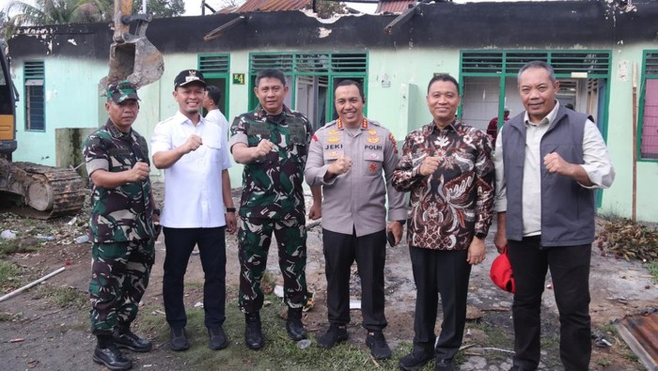 Enam Rumah Dinas TNI di Pekanbaru Dibangun Ulang Pasca Kebakaran, Target Selesai 1,5 Bulan