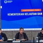 Menteri KKP Pastikan Koordinasi Pencarian Pesawat ATR 42-500 yang Hilang Kontak di Maros