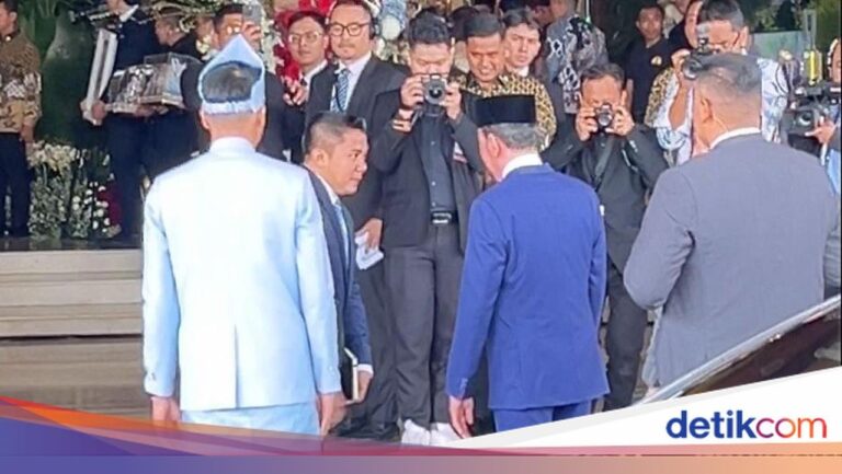 Prabowo dan Jokowi Hadiri Pernikahan Sekpri di TMII, Jadi Saksi Nikah Agung Surahman