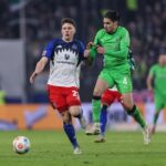 Kevin Diks Cedera Kepala Usai Benturan Keras dalam Laga Hamburg vs Gladbach
