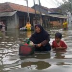 Banjir Pekalongan Meluap Hingga 1 Meter, Ribuan Warga Terpaksa Mengungsi