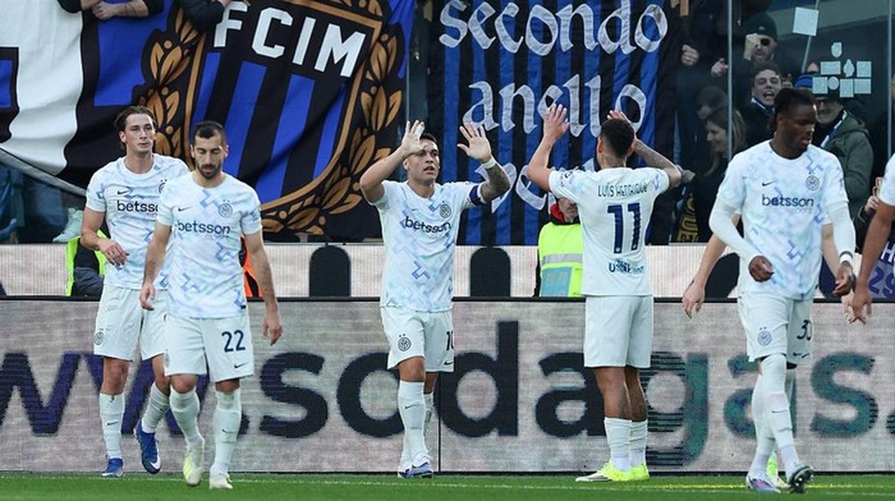 Cristian Chivu Puji Lini Belakang Inter Milan yang Solid Saat Kalahkan Udinese 1-0