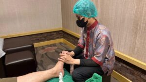 Pelatihan Vokasi ATENSI: Andry Prayogo, Penyandang Tuna Netra, Sukses Jadi Terapis Profesional