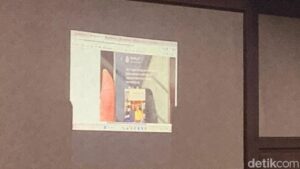 Foto Eks Ketua MA hingga Chat ‘Anak MU1 Dibidik KPK’ Muncul di Sidang Kasus Minyak Goreng