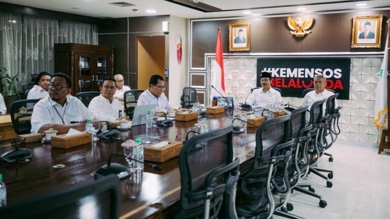 Mensos Ajak Kepala Sekolah Kawal Seleksi Siswa Sekolah Rakyat untuk Pemberantasan Kemiskinan