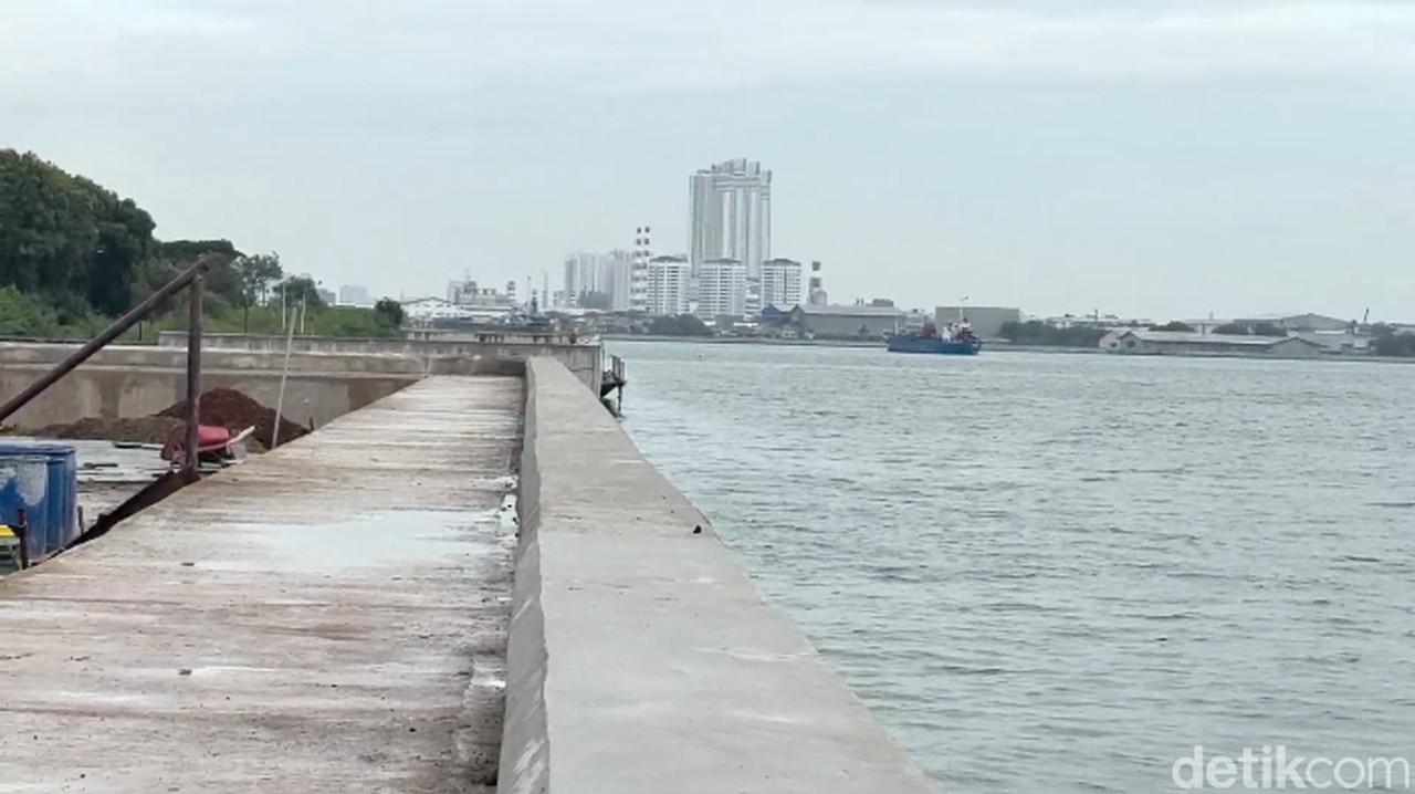 Pramono Janji Tuntaskan Tanggul Pantai Jakarta, Ingat Pernyataan Ahok Soal Risiko Kebocoran