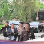 Bupati Pati Sudewo Tiba di KPK Setelah Terjaring Operasi Tangkap Tangan