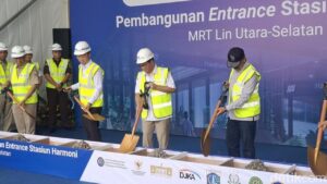 Pramono Anung Mulai Pembangunan Gerbang Stasiun MRT Harmoni, Targetkan Jadi TOD Tersibuk