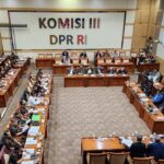 Jaksa Agung ST Burhanuddin Rapat Kerja dengan Komisi III DPR Bahas Evaluasi Kinerja 2025