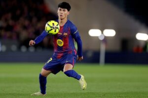 Dro Fernandez Ingin Hengkang dari Barcelona ke PSG Demi Jam Terbang Lebih Tinggi