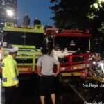 Truk Tabrak Pembatas Jalan di Casablanca, Jakarta Selatan, Picu Kemacetan Parah