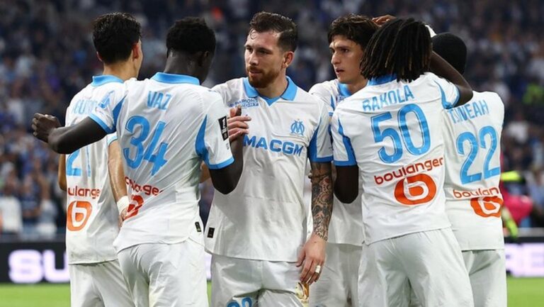 Roberto De Zerbi: Marseille Akan Bermain Menyerang untuk Kalahkan Liverpool di Liga Champions