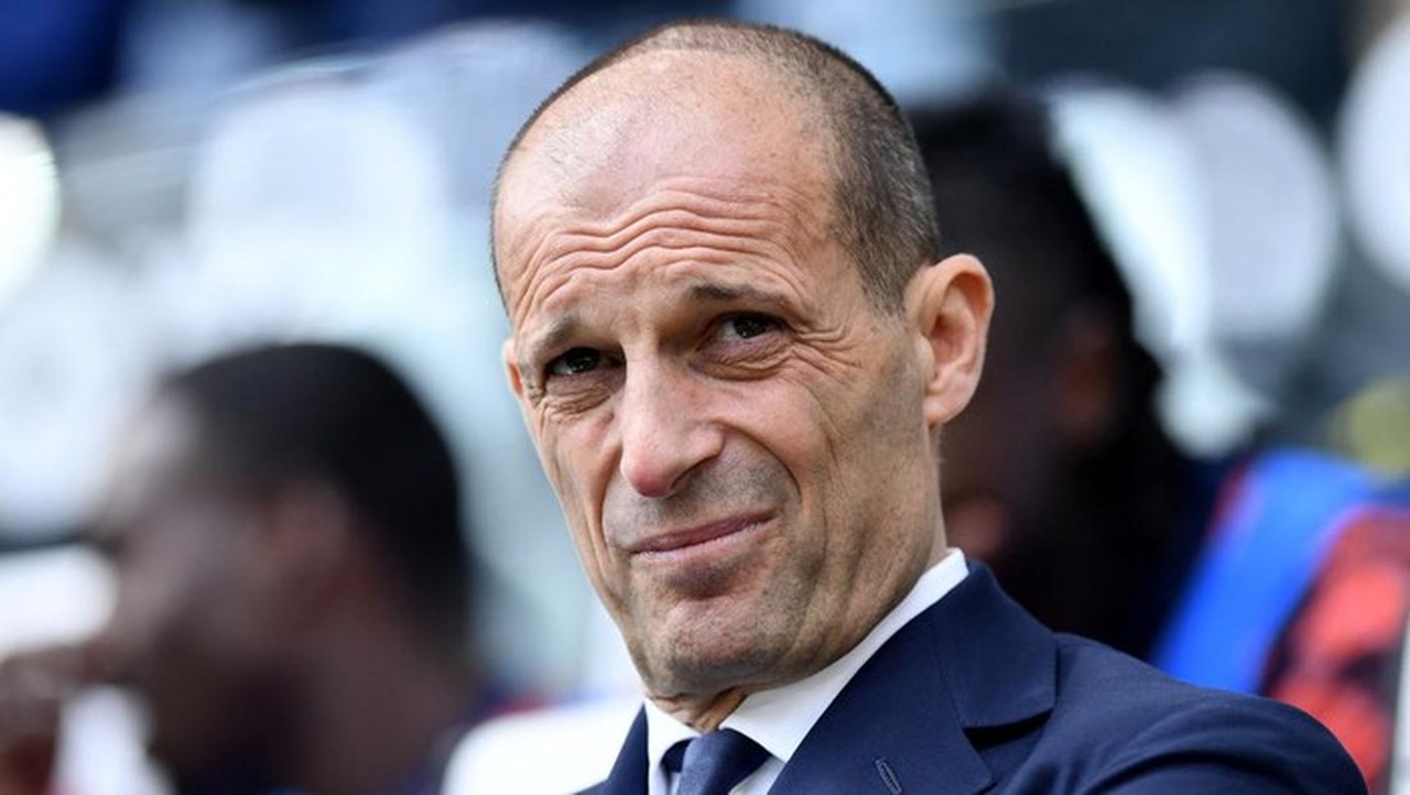 AC Milan Puncaki Klasemen Serie A Usai Kalahkan Cagliari, Allegri: Liga Masih Panjang AC Milan Puncaki Klasemen Serie A Usai Kalahkan Cagliari, Allegri: Liga Masih Panjang