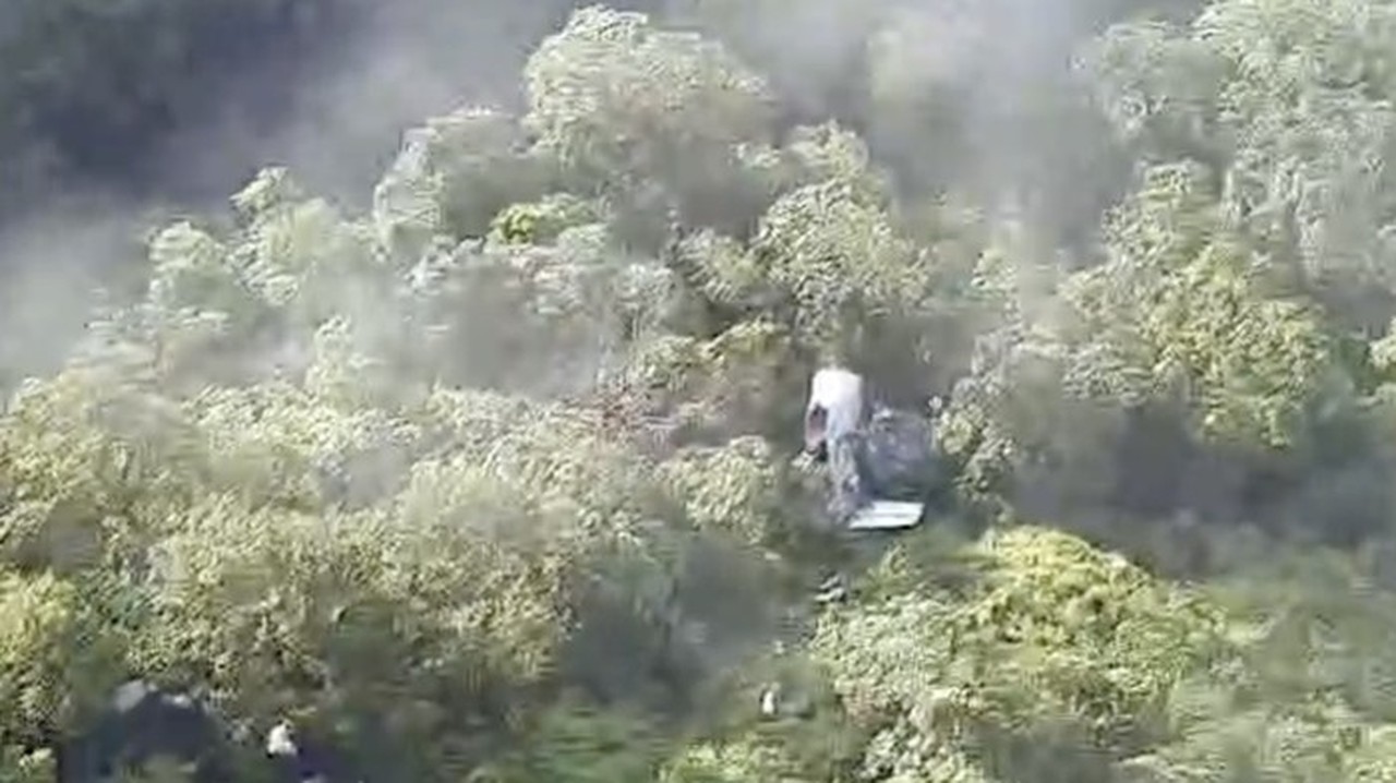 Black Box Pesawat ATR 42-500 yang Jatuh di Pangkep Berhasil Ditemukan Tim Khusus