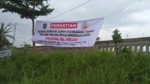 Cegah Sampah Ilegal, Pemprov DKI Pasang CCTV dan Dirikan Posko di Sungai Muara Baru