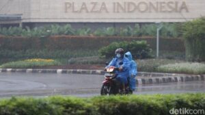 BPBD DKI Jakarta Keluarkan Peringatan Dini Potensi Hujan Ringan hingga Lebat, Waspada Hingga 27 Januari