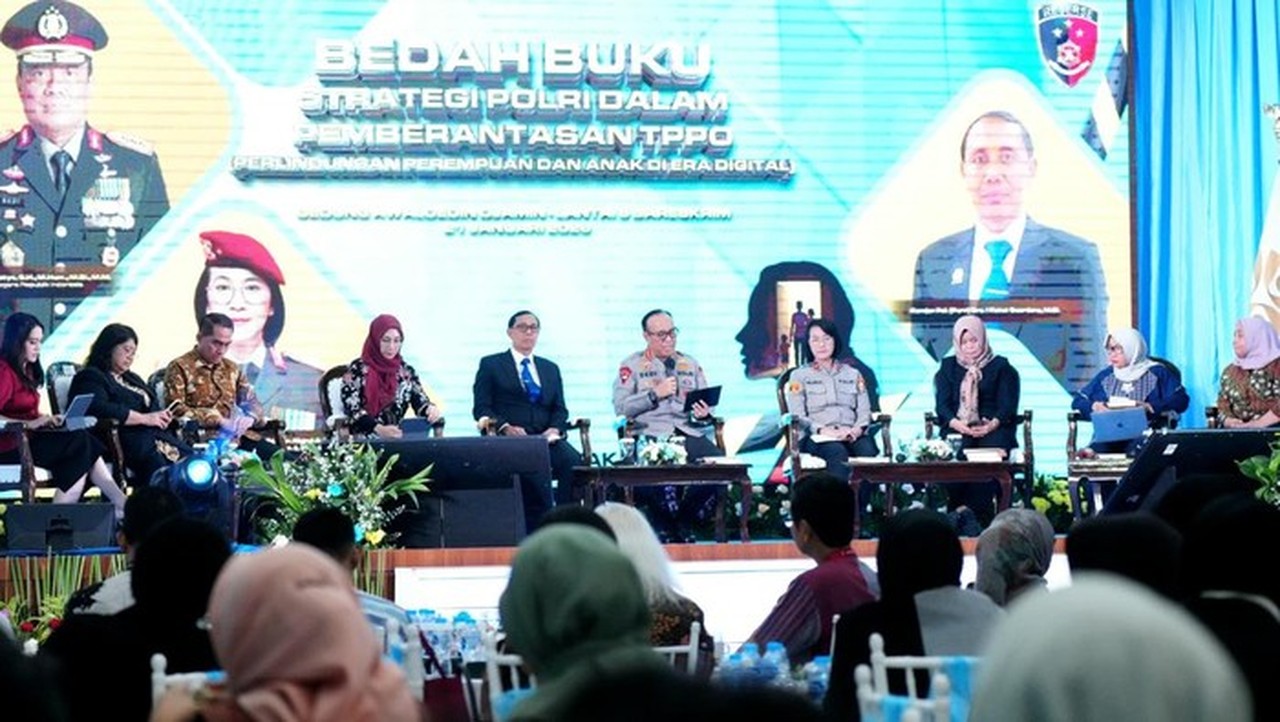 Wakapolri Luncurkan Buku Strategi Pemberantasan TPPO dan Perlindungan Perempuan-Anak