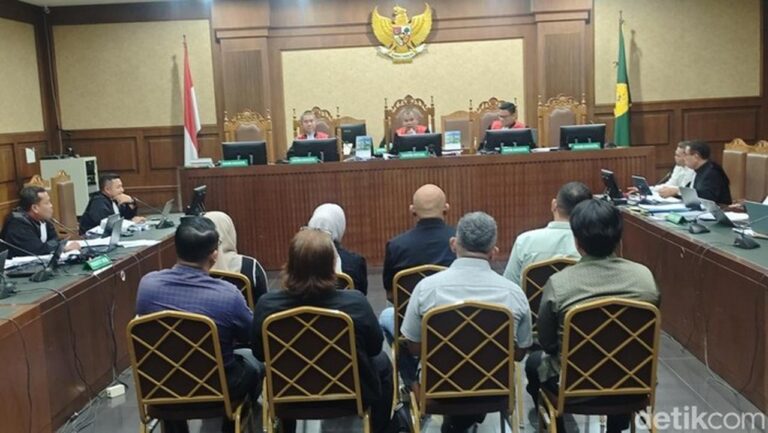 Terdakwa Kasus Minyak Goreng Akui Terima Gaji Rp 60 Juta Bulanan Saat Jadi GM Wilmar