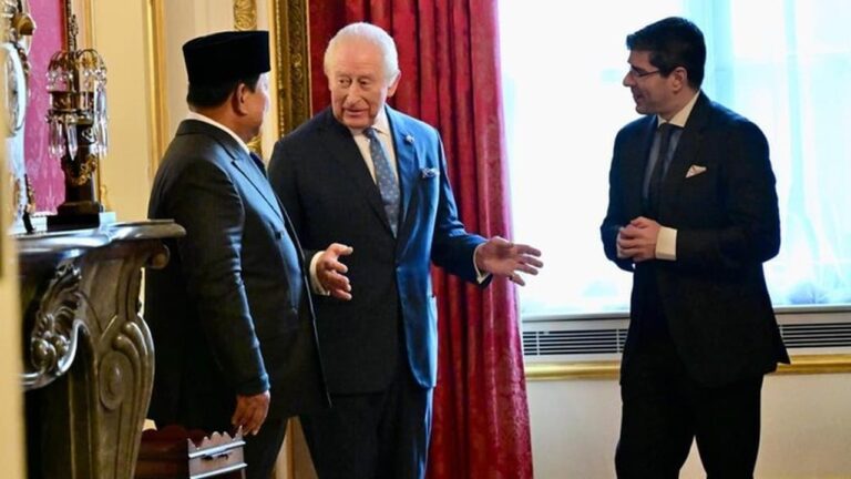 Prabowo Bertemu Raja Charles III di London, Bahas Konservasi Gajah Peusangan