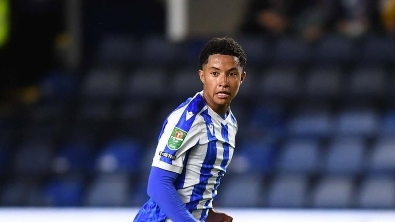 Perebutan Yisa Alao: Tiga Raksasa Liga Inggris Kejar Bocah 17 Tahun dari Sheffield Wednesday