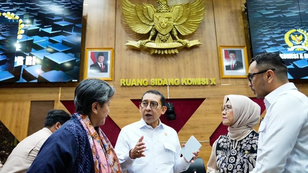 Evaluasi Kinerja 2025 dan Rencana Kerja 2026 Kementerian Kebudayaan Dipaparkan Menbud Fadli Zon