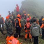 Enam Jenazah Korban Pesawat ATR Ditemukan di Gunung Bulusaraung Pangkep