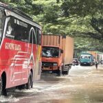 Banjir Kembali Landa Jalur Pantura Pati, Satlantas Lakukan Rekayasa Lalu Lintas Terbatas